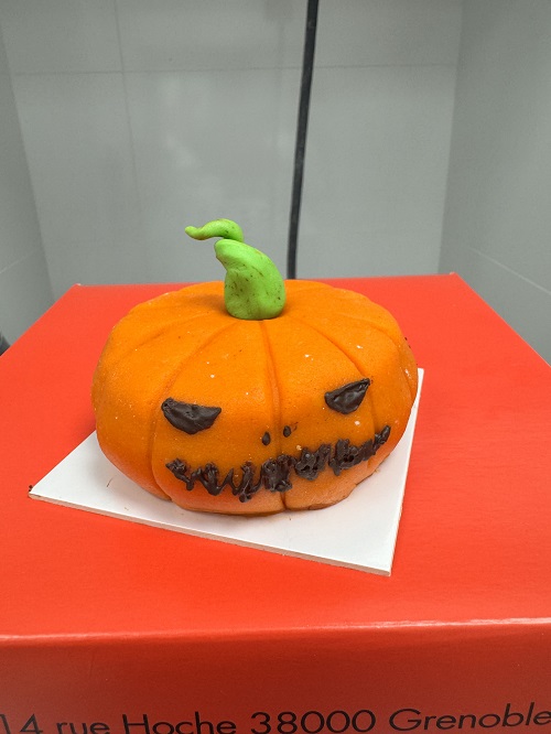 pâtisserie citrouille pour le concours d'halloween 2025 avec la boulangerie les générations