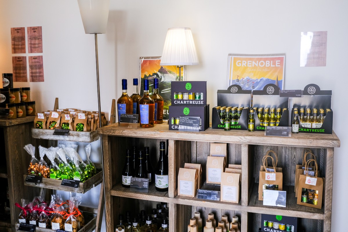 produits du terroir locaux et régionaux en vente à la Boutique de Souvenirs du Fort de la Bastille